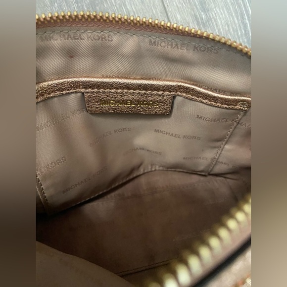 Michael Kors Leather Mettalic Rose Pink Travel Pouch Clutch Bag - Picture 11 of 15